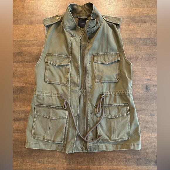ARITZIA Talula Yerwood Vest - Picture 1 of 6